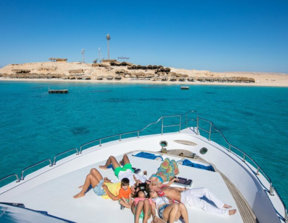 Mahmya Island Full-Day Snorkeing Tour from Hurghada